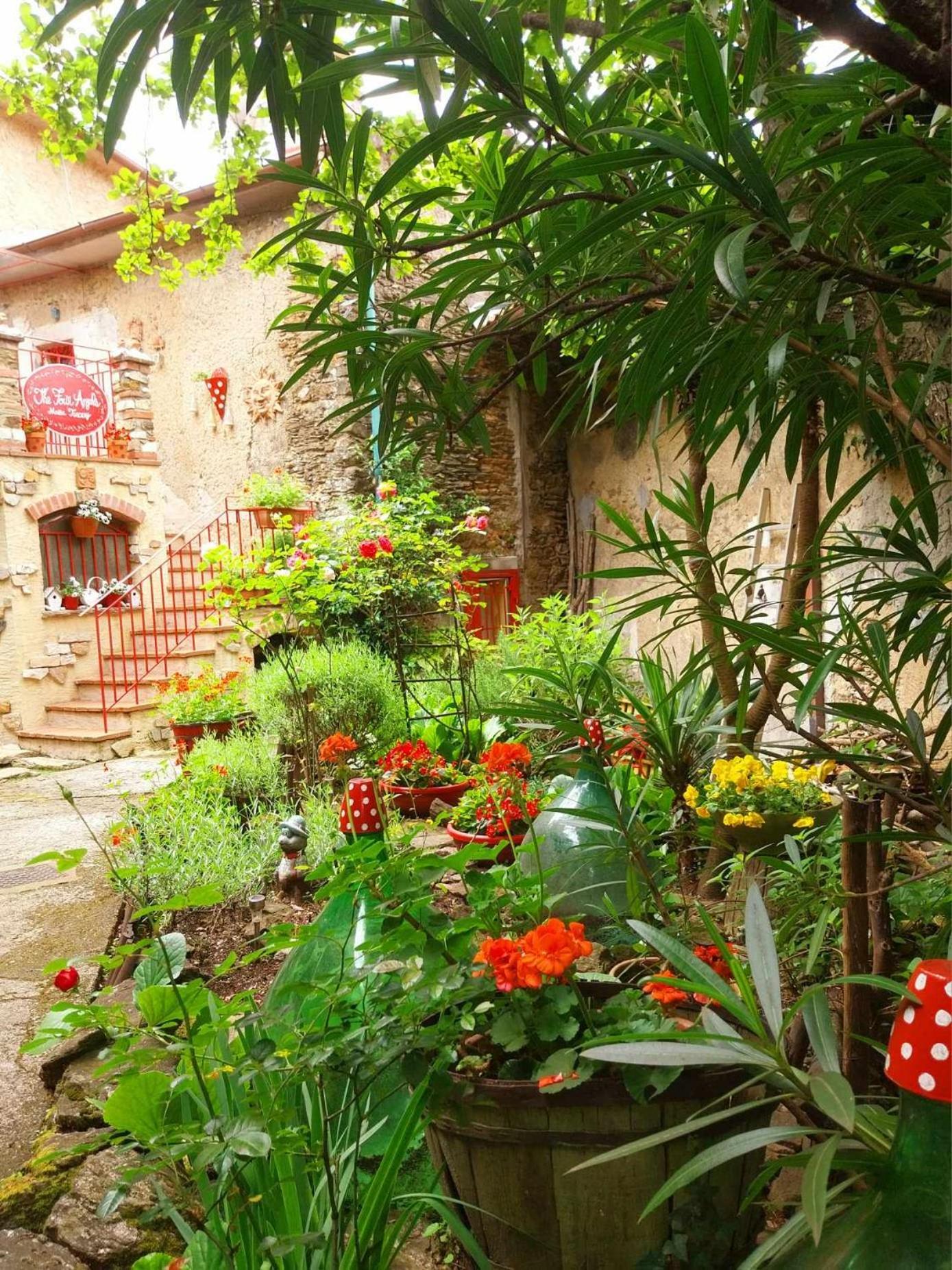 The Four Angels Villa Massa  Exterior photo